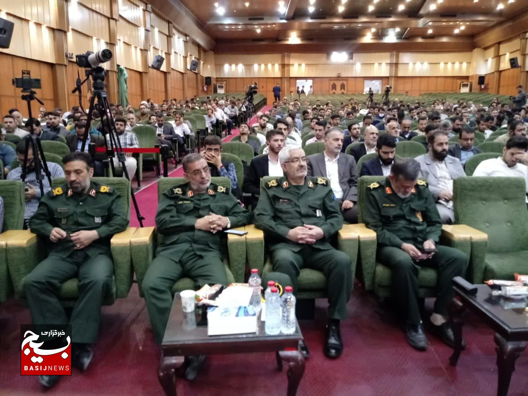 روابط عمومیها، افسران جنگ نرم و کلید تولید سرمایه اجتماعی در مقابله با دشمن روابط عمومیها، افسران جنگ نرم و کلید تولید سرمایه اجتماعی در مقابله با دشمن