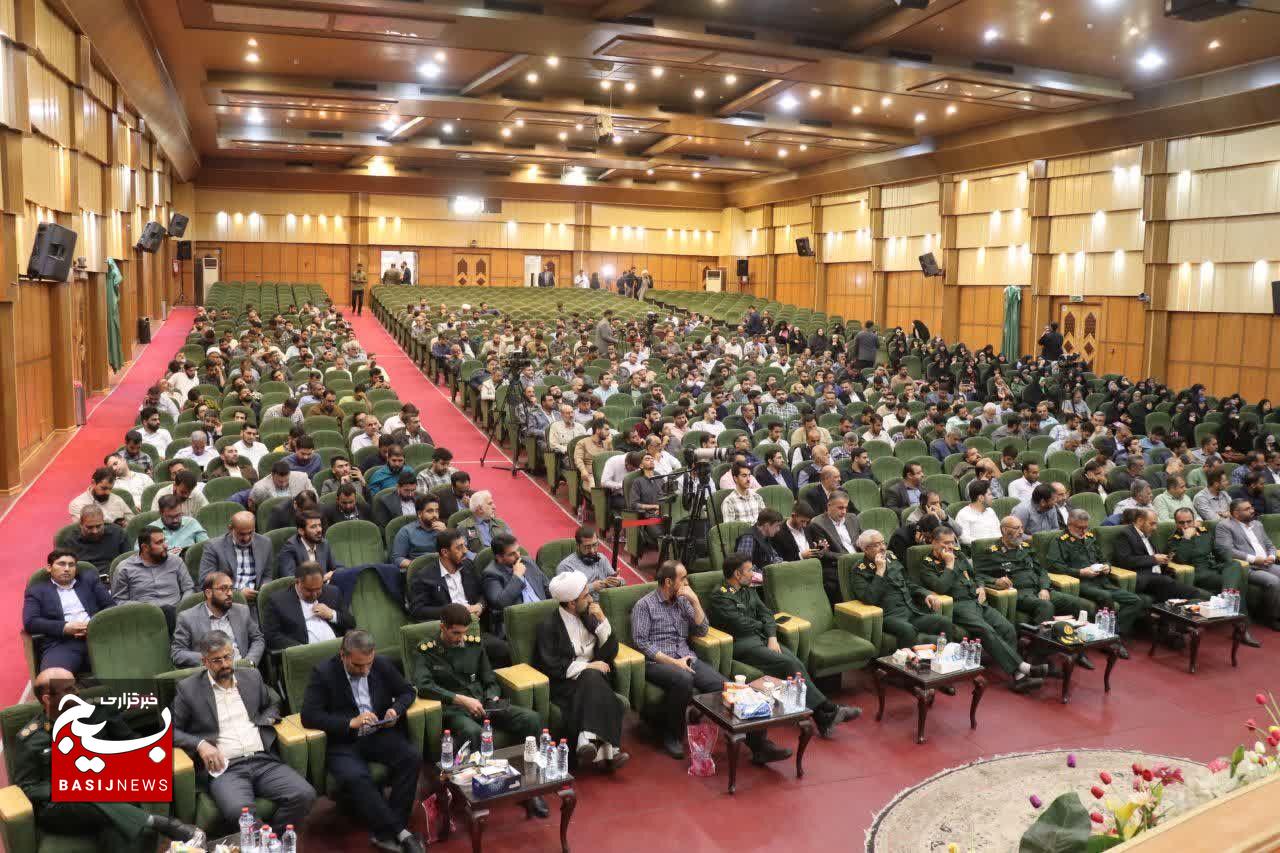 روابط عمومیها، افسران جنگ نرم و کلید تولید سرمایه اجتماعی در مقابله با دشمن روابط عمومیها، افسران جنگ نرم و کلید تولید سرمایه اجتماعی در مقابله با دشمن