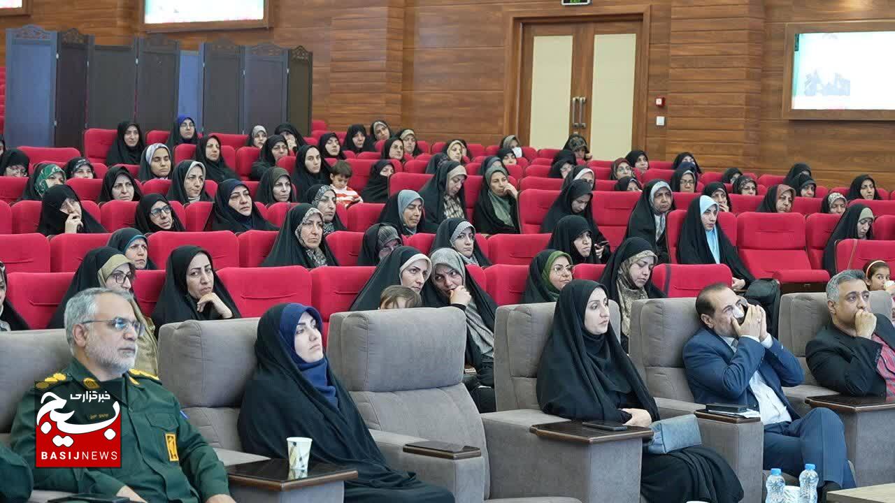 فعالیت قرارگاه جمعیت با ۸ کارگروه ویژه در استان قزوین