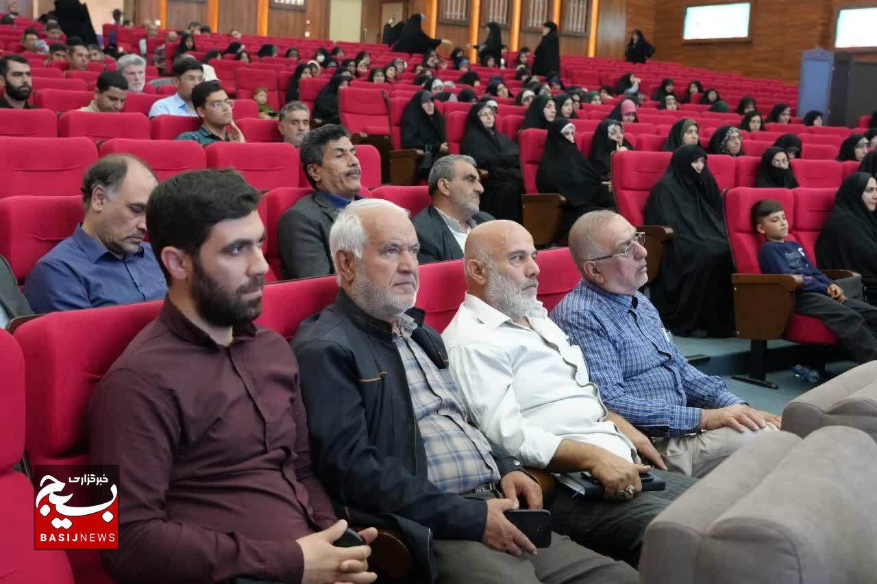 فعالیت قرارگاه جمعیت با ۸ کارگروه ویژه در استان قزوین