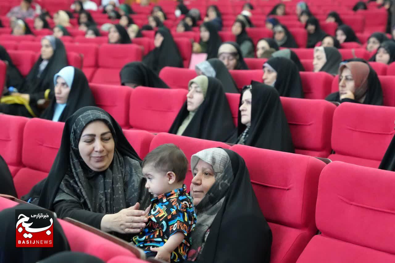 فعالیت قرارگاه جمعیت با ۸ کارگروه ویژه در استان قزوین