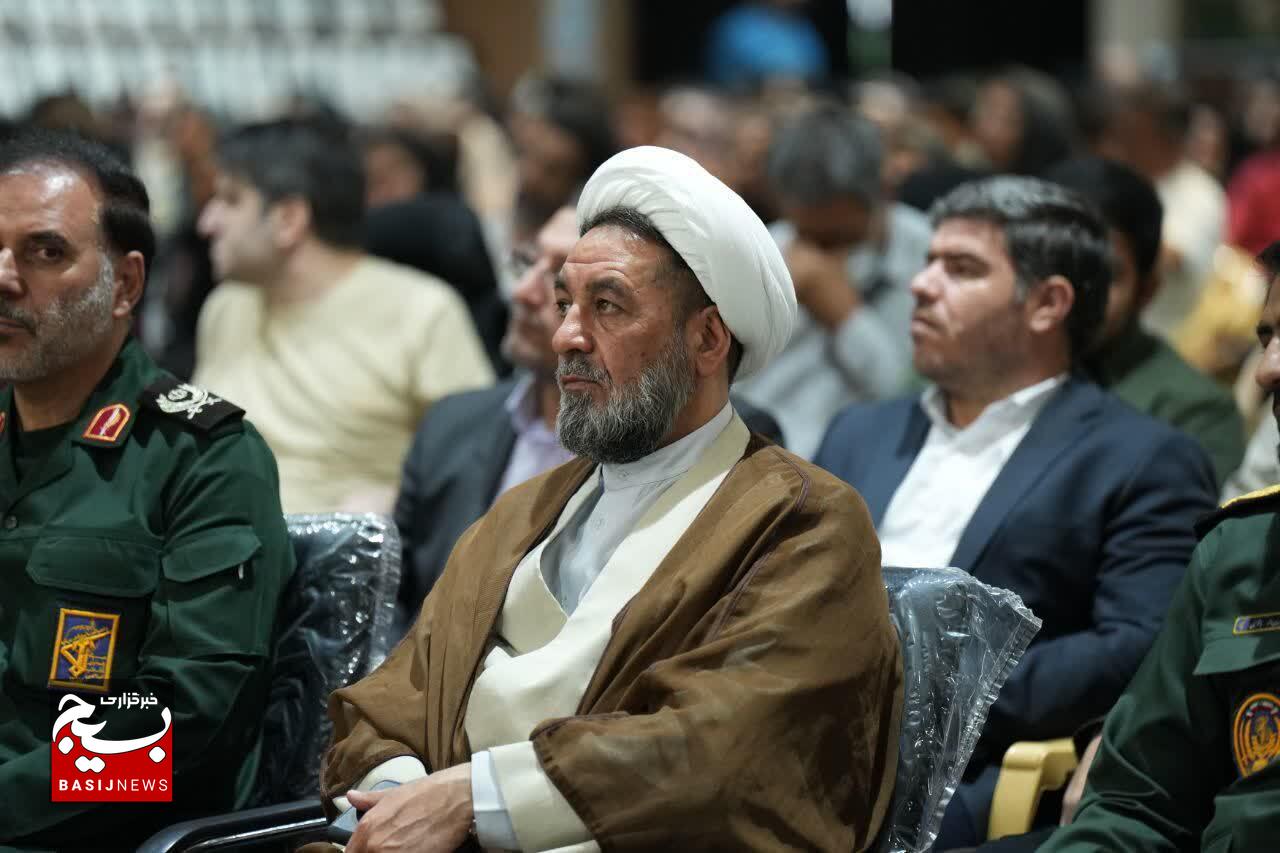 آیین اهدای ۱۰۰۰ سری جهیزیه به مددجویان در لرستان
