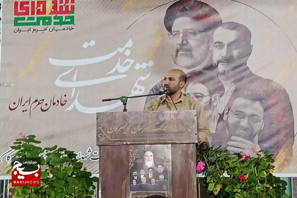شهید رئیسی اسوه حل کارهای بر زمین مانده بود