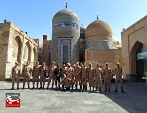 گزارش تصویری|بازدید جمعی از سربازان تیپ ۳۷ حضرت عباس از آرامگاه شیخ صفی الدین اردبیلی