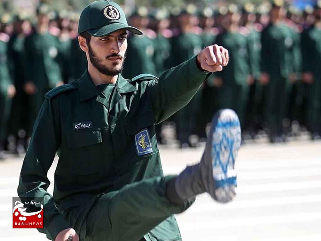 سپاه، یاری‌دهنده محرومان و حامی نظام اسلامی است