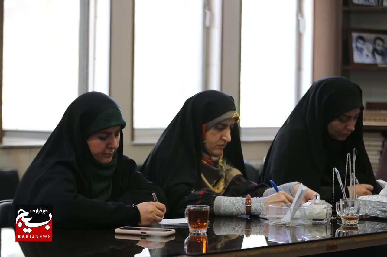 اندیشه شهید مطهری در هفته عقیدتی برای مردم آبیک تبیین می‌شود