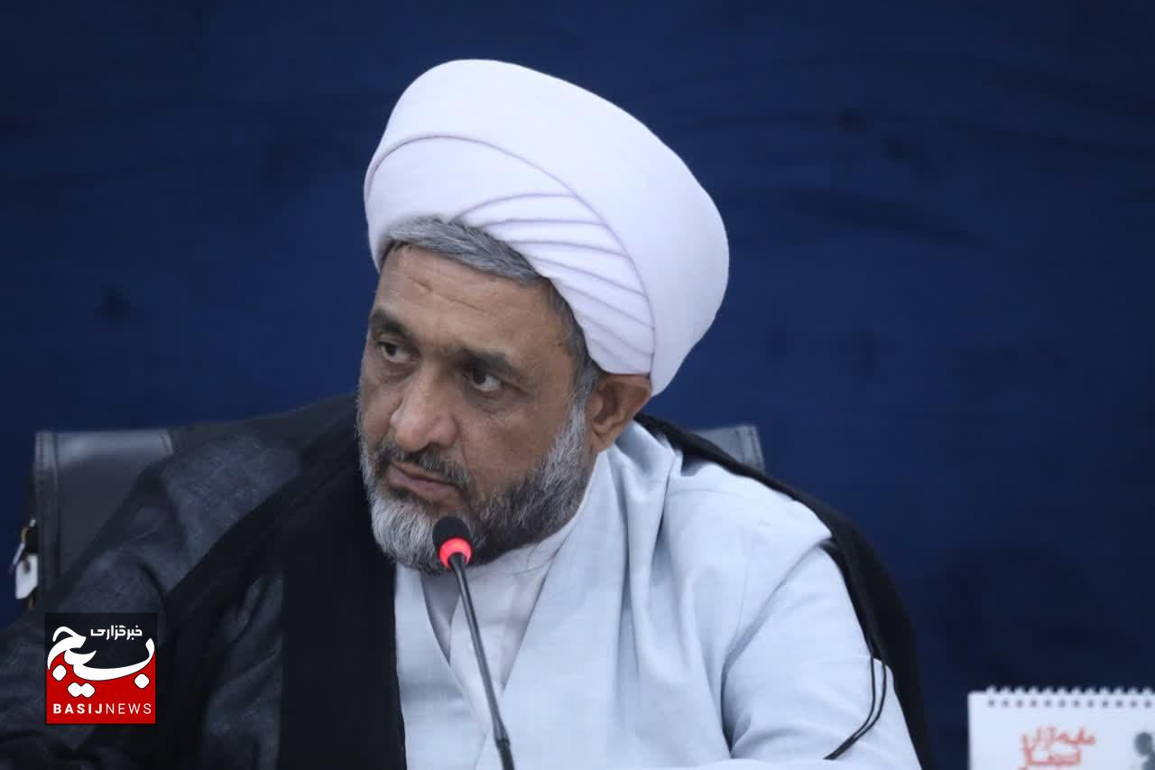 نشست «عطر ولایت» با حضور طلاب و روحانیون بسیج برگزار شد