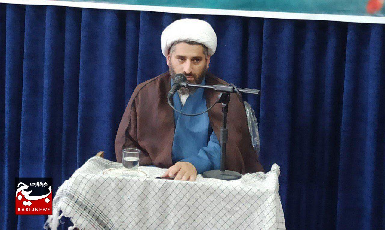 شهید رئیسی نماد تقوا، ولایت و پایبندی انقلاب