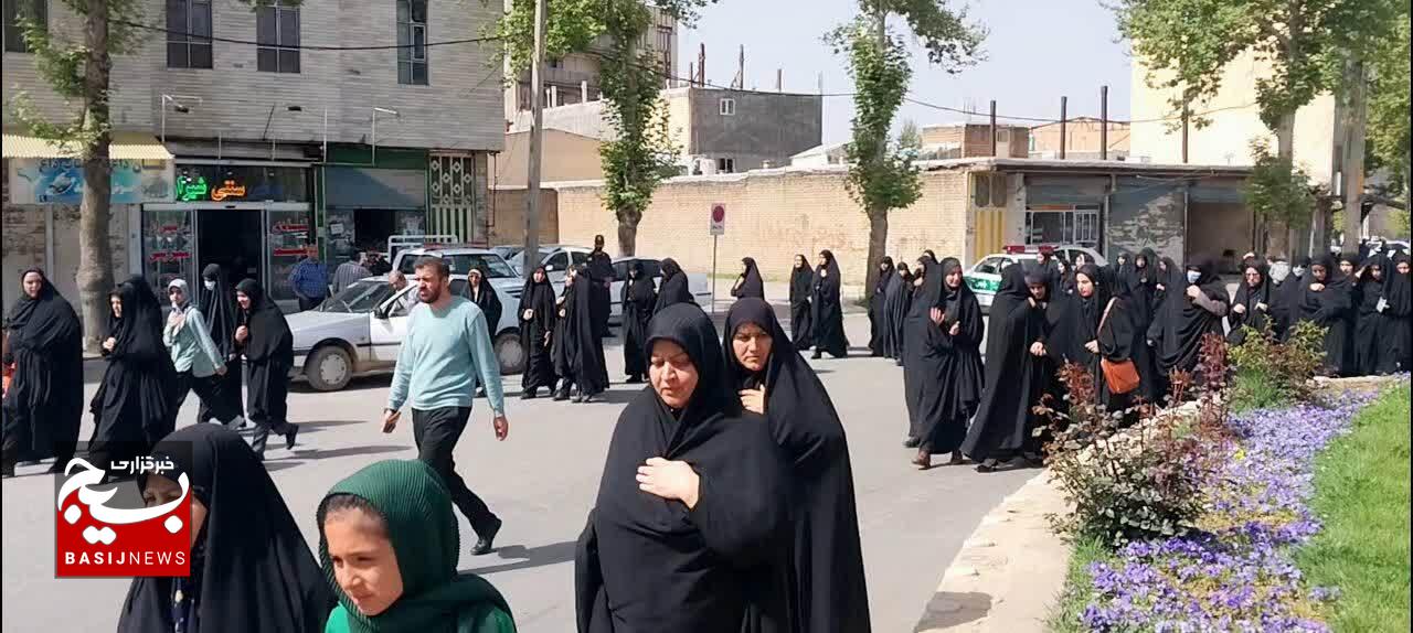 مراسم عزاداری و دسته‌روی مردم الشتر به مناسبت سالروز شهادت امام جعفر صادق (ع)+عکس و فیلم