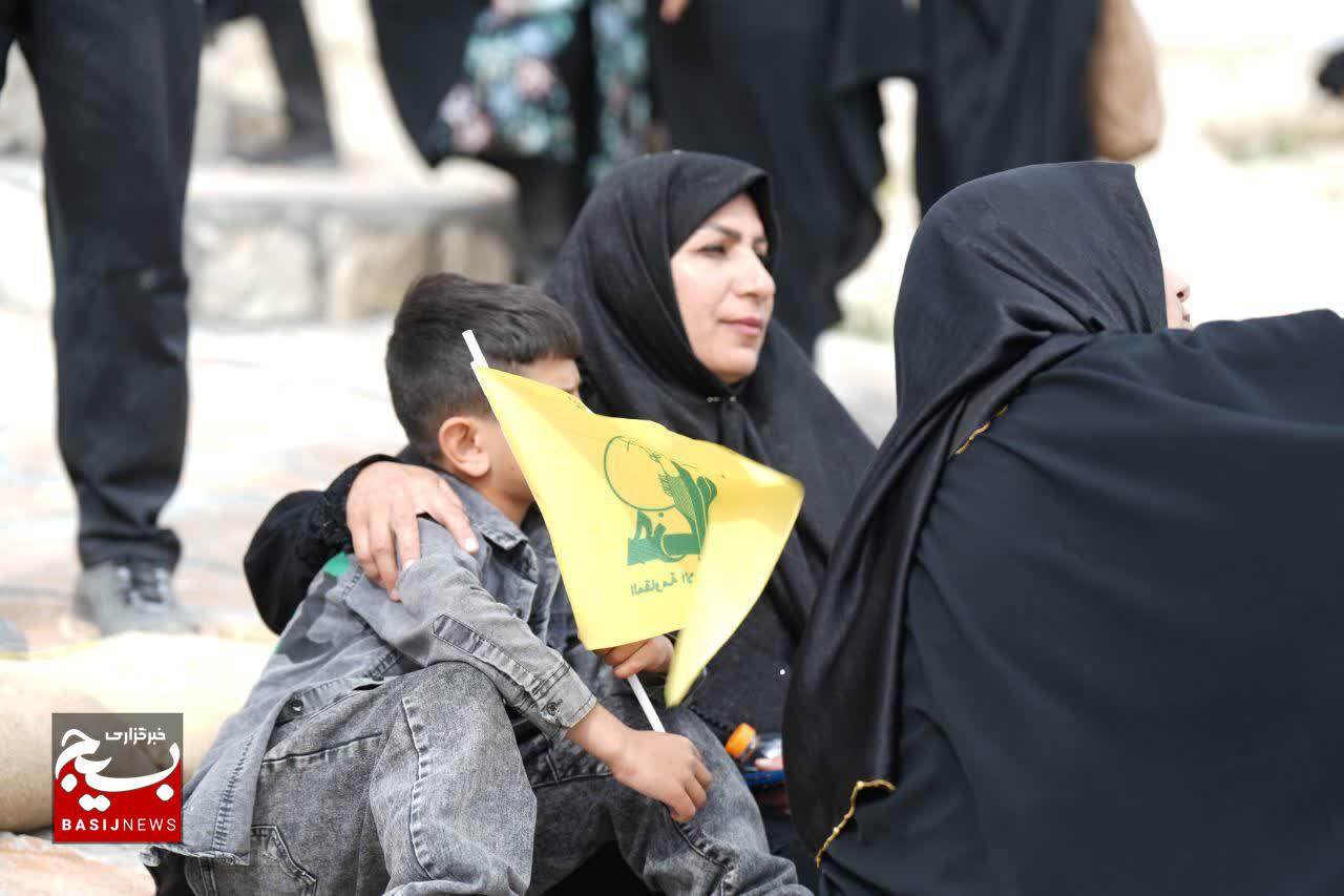 بزرگداشت سالروز عملیات بازی دراز با حضور هزاران بسیجی لرستان بزرگداشت سالروز عملیات بازی دراز با حضور هزاران بسیجی لرستان