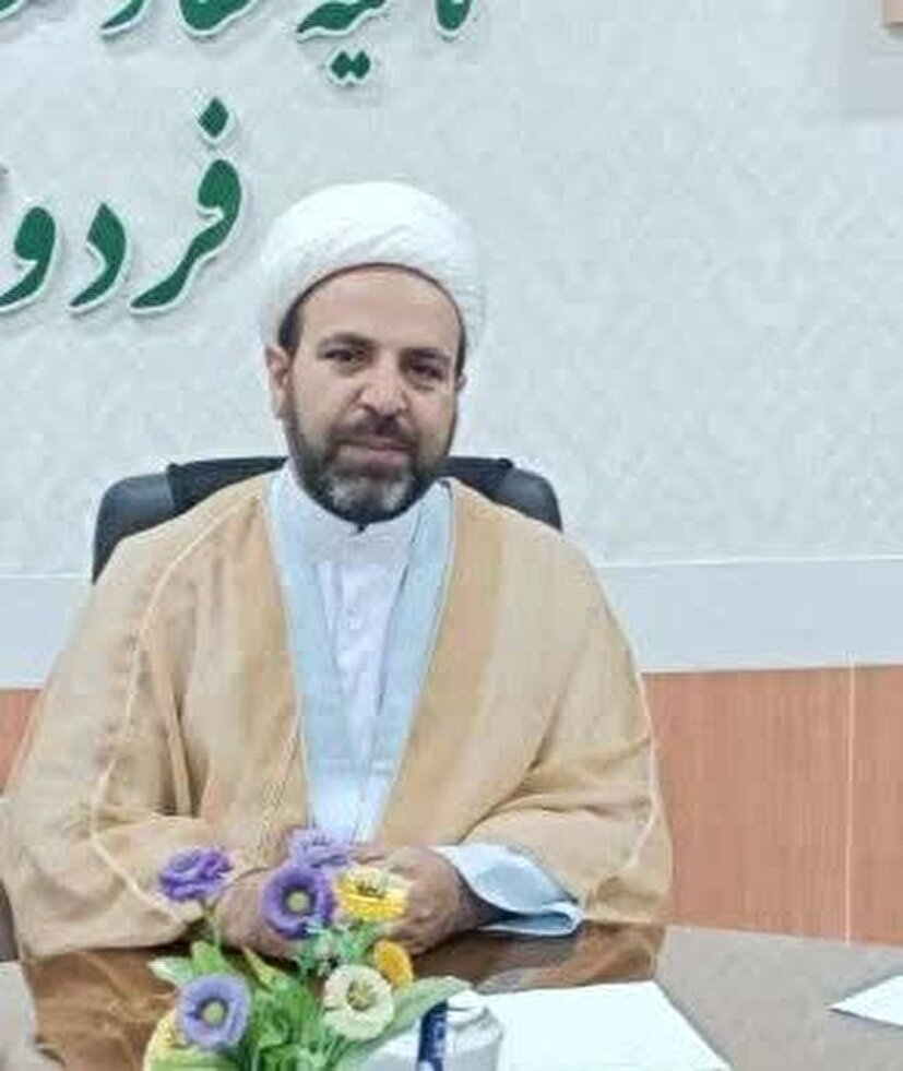راه رهایی و عزت ملت ایران در تمسک به ایمان، جهاد تبیین و مقاومت در برابر دشمنان اسلام است