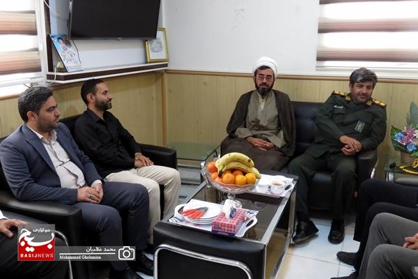 تجلیل رئیس شورا و شهردار کنگان از فرمانده سپاه کنگان