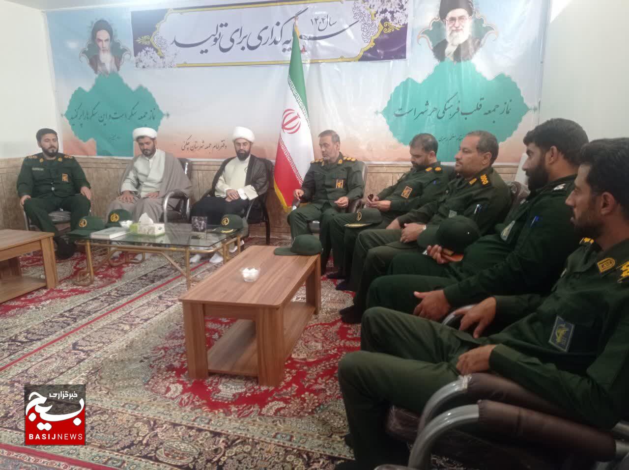 دیدار مسئولان بسیج چگنی با امام جمعه به مناسبت هفته عقیدتی سیاسی