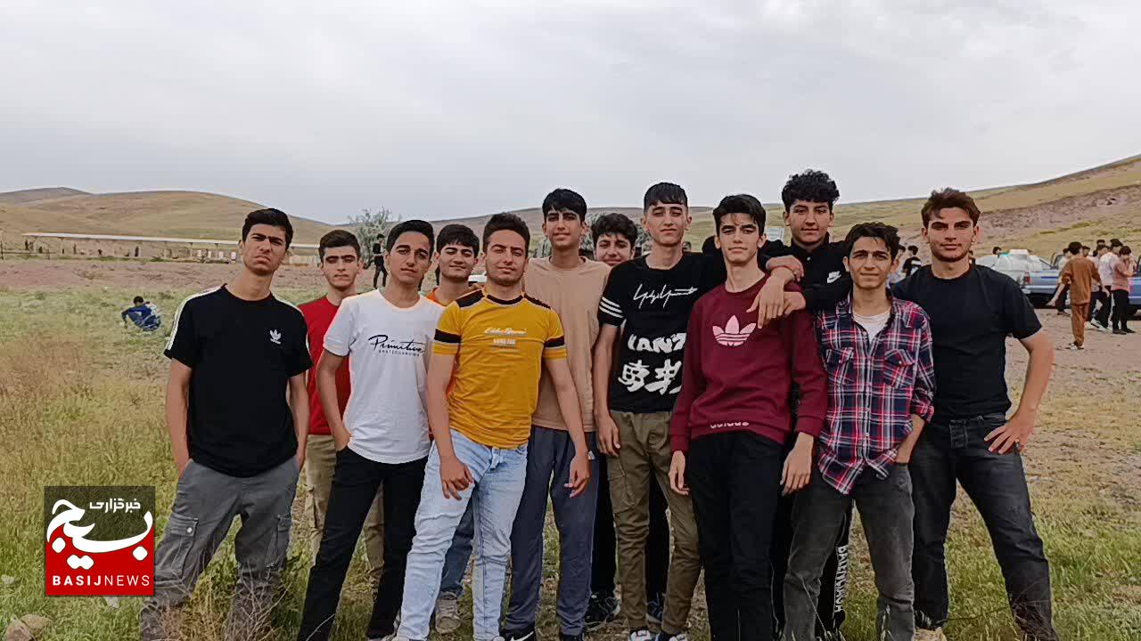 برگزاری اردوی میدان تیر آمادگی دفاعی برای ۱۴۰۰ دانش‌آموزان شهرستان البرز
