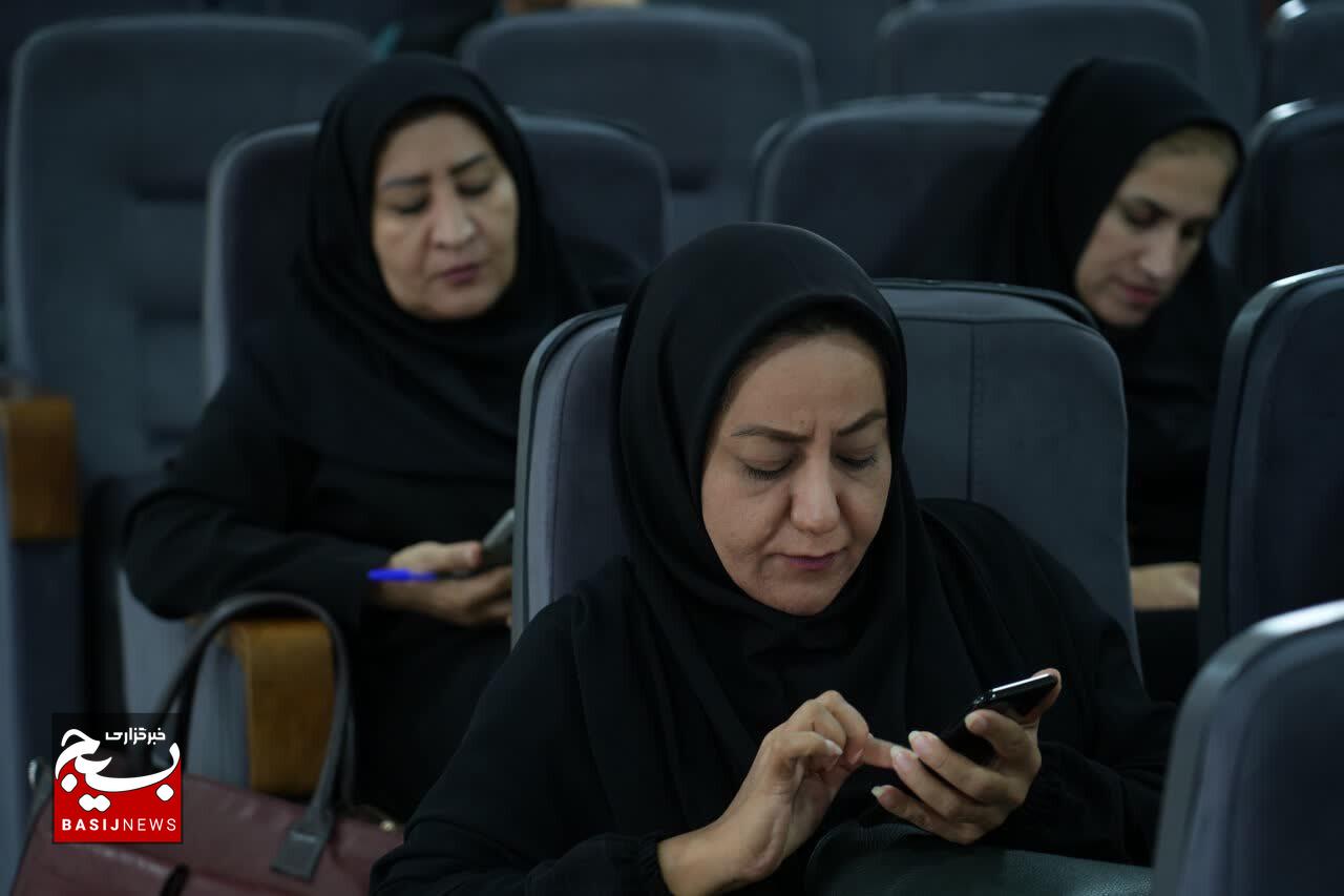 برگزاری بیش از ۳۰۰ برنامه در هفته عقیدتی سیاسی برگزاری بیش از ۳۰۰ برنامه در هفته عقیدتی سیاسی