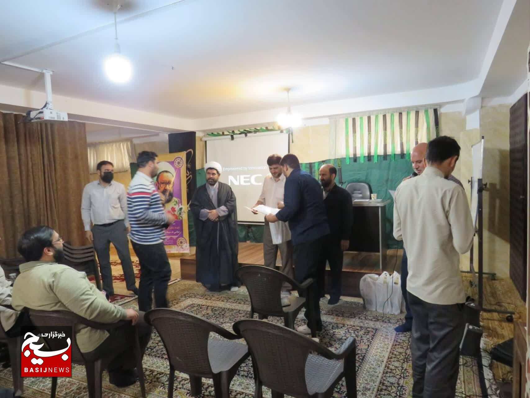 اندیشه‌های شهید مطهری چراغ راه نسل جوان امروز است