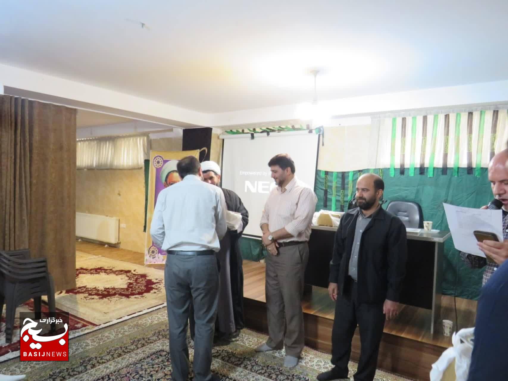 اندیشه‌های شهید مطهری چراغ راه نسل جوان امروز است