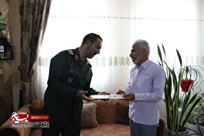 دیدار فرمانده سپاه حضرت روح الله با خانواده جانباز امر الله الطافی و شهید پاسدار حسین قاسمی