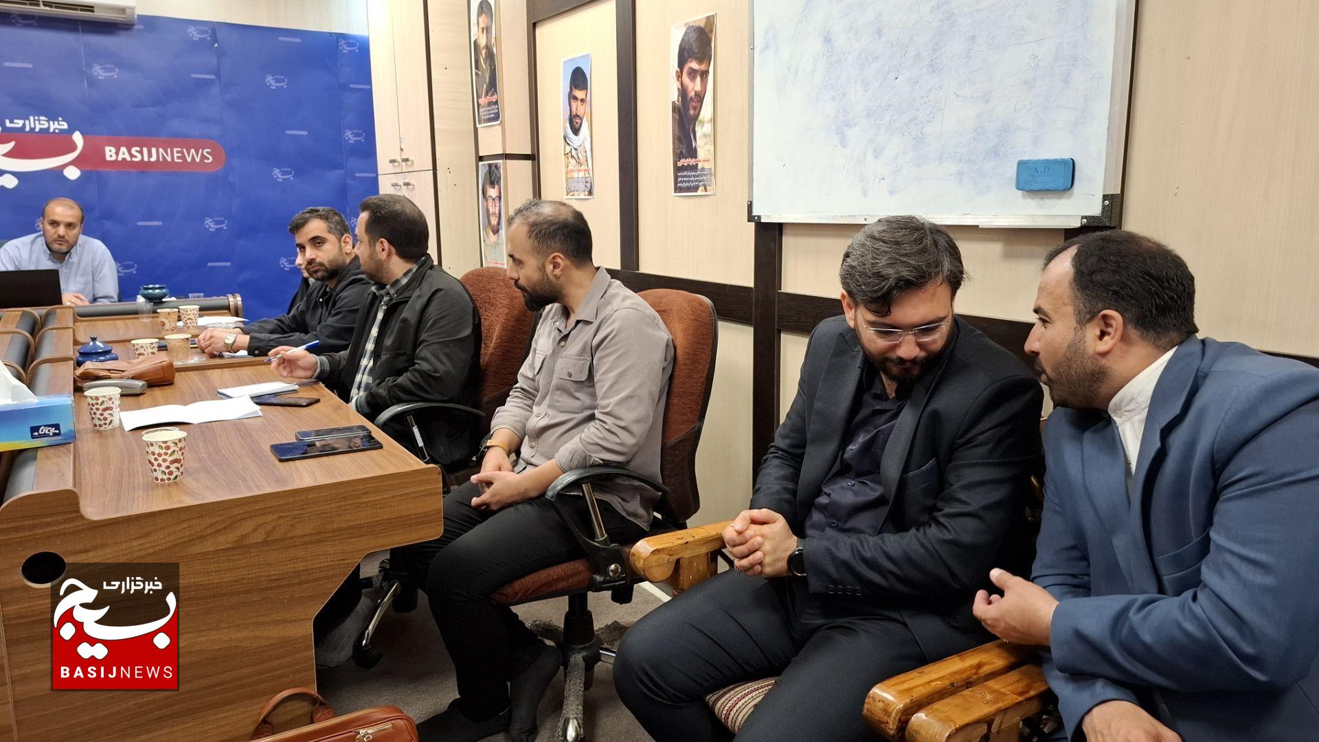 جلسه هیئت اندیشه‌ورز همایش مدار امید