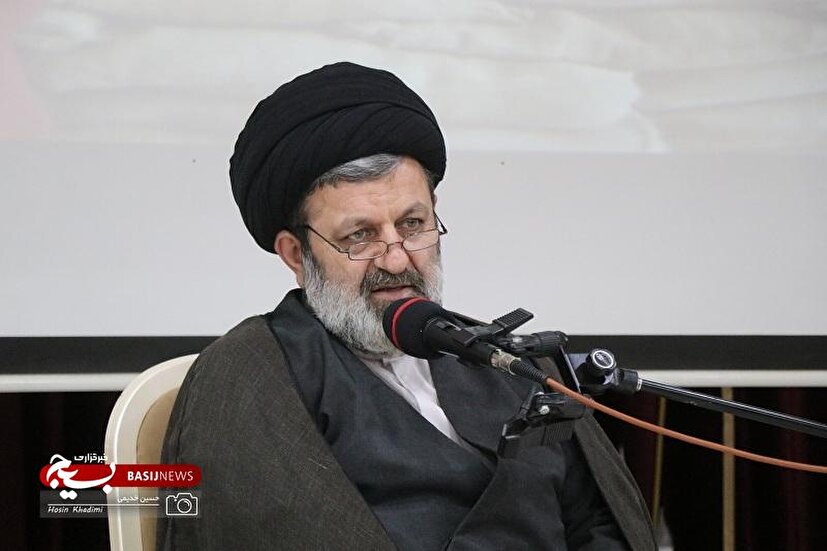 جهاد تبیین: تکلیف شرعی و انقلابی در برابر هجمه‌های دشمنان