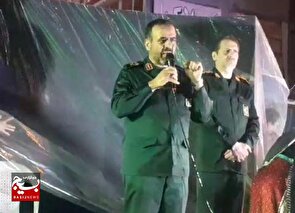 حفظ ارزش‌های انقلاب و ادامه دادن راه شهدا  ضرورت دارد