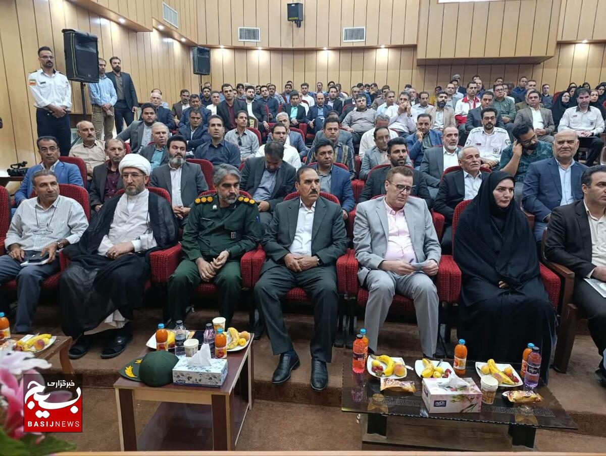 با حضور رئیس دانشگاه علوم پزشکی لرستان؛

سرپرست جدید شبکه بهداشت و درمان سلسله معرفی شد