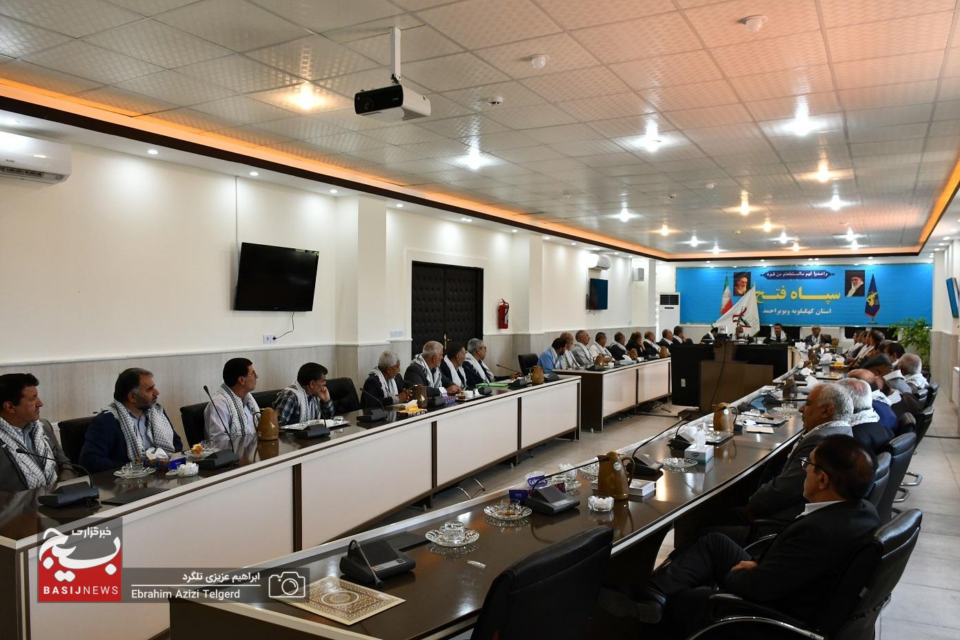 دیدار پیشکسوتان جهاد و شهادت با فرمانده سپاه فتح