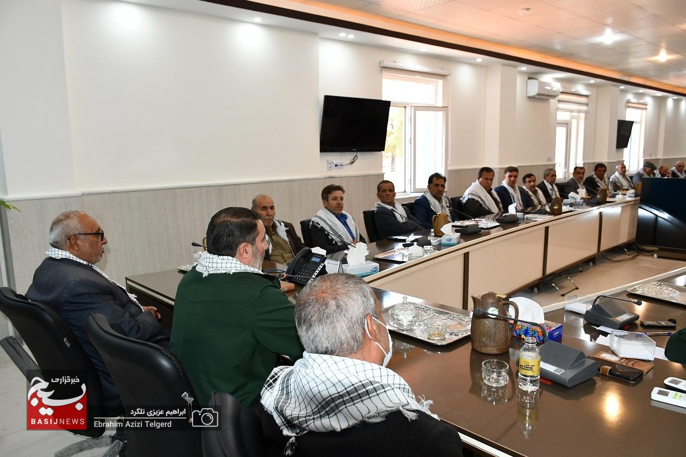 دیدار پیشکسوتان جهاد و شهادت با فرمانده سپاه فتح
