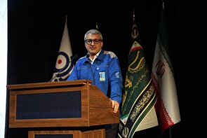 صنعت خودرو می تواند صنعت کشور را نجات دهد
