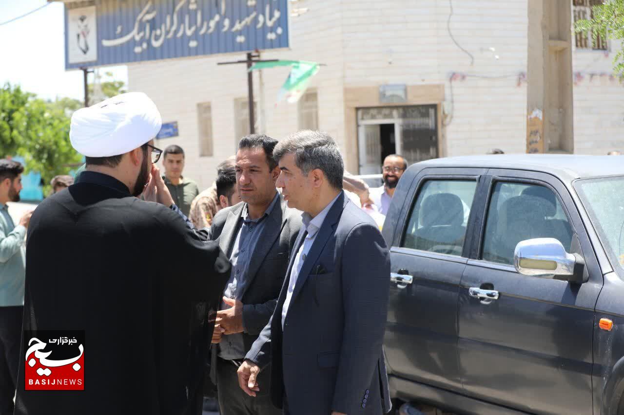 کاروان پیاده زائران مرقد امام راحل از آذربایجان شرقی وارد آبیک شدند