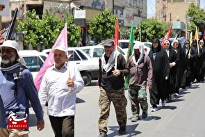 کاروان پیاده زائران مرقد امام راحل از آذربایجان شرقی وارد آبیک شدند