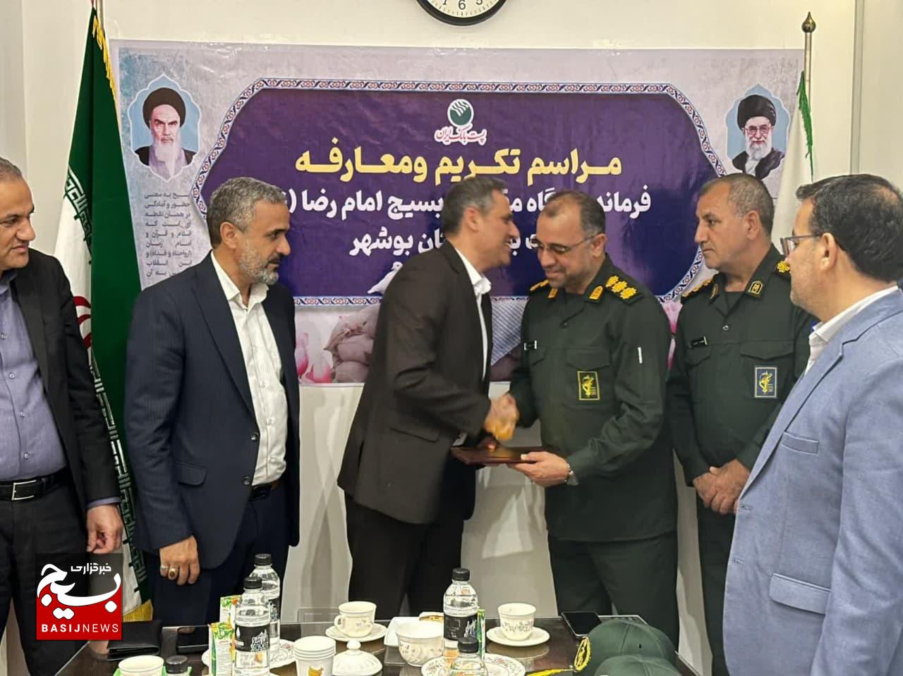 عمل به منظومه فکری امام (ره) تنها راه تحقق اهداف بلند انقلاب اسلامی است عمل به منظومه فکری امام (ره) تنها راه تحقق اهداف بلند انقلاب اسلامی است