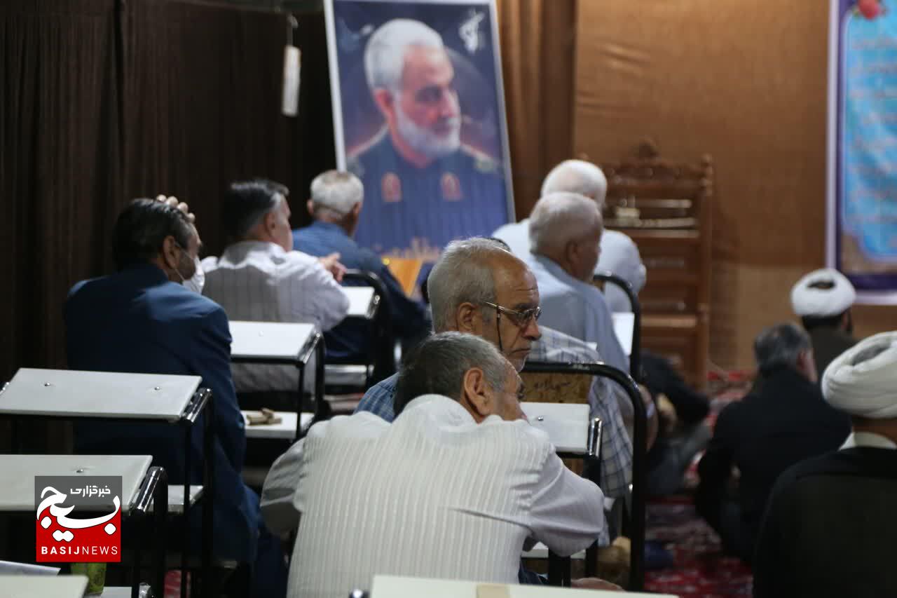 امام خمینی(ره) تحولی بزرگ در جهان اسلام و تغییری مهم در مفهوم سیاست ایجاد کرد