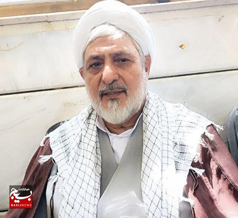 عزت و اقتدار انقلاب اسلامی در تبعیت از ولایت فقیه محقق می‌شود
