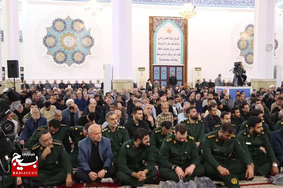 نهضت امام خمینی (ره) معادلات جهانی را دگرگون کرد
