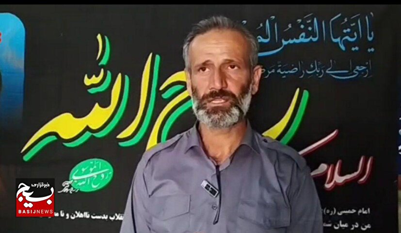 اخلاص در گفتار امام خمینی (ره)، چراغ راه نسل‌ها  است