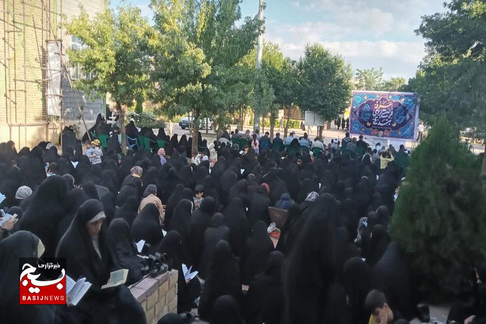 گفت و گویی عاشقانه با خدا در شهر سفالگران