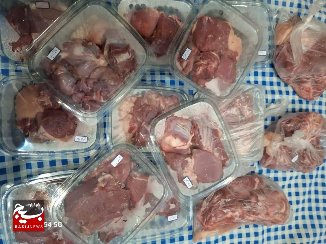 اهدای بیش از ۵۴ هزار راس دام قربانی به نیازمندان گیلانی توسط گروههای جهادی اهدای بیش از ۵۴ هزار راس دام قربانی به نیازمندان گیلانی توسط گروههای جهادی