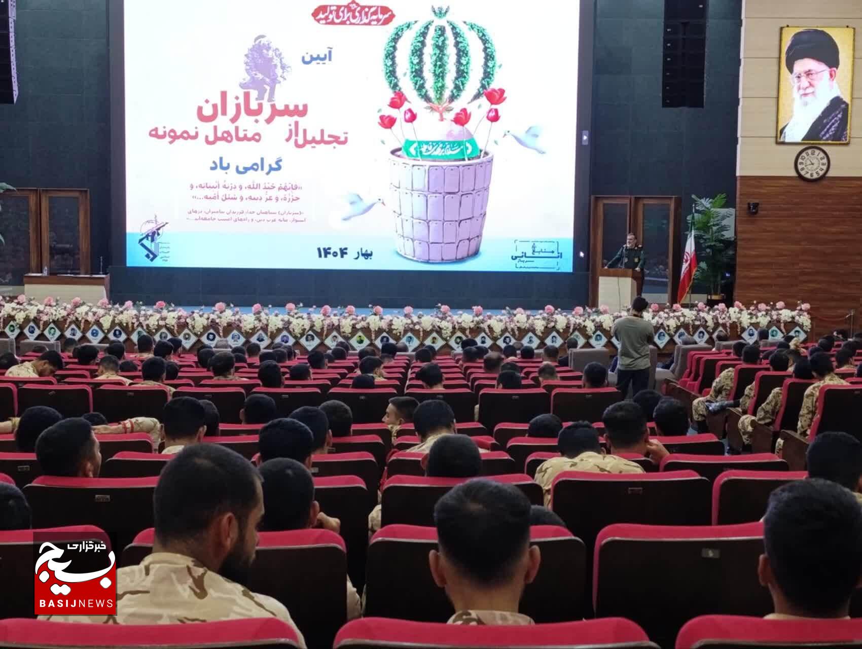 عرفه، قربان و غدیر مسیری برای ساخت انسان مؤمن انقلابی است