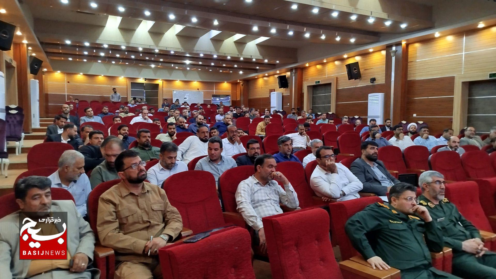 هر جا جهادی، خالصانه در کنار هم قرار گرفتیم، موفق بودیم  