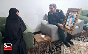 دیدار فرمانده سپاه حضرت جوادالائمه(ع) با مادر شهید علی نودهی از شهدا شهرستان بجنورد