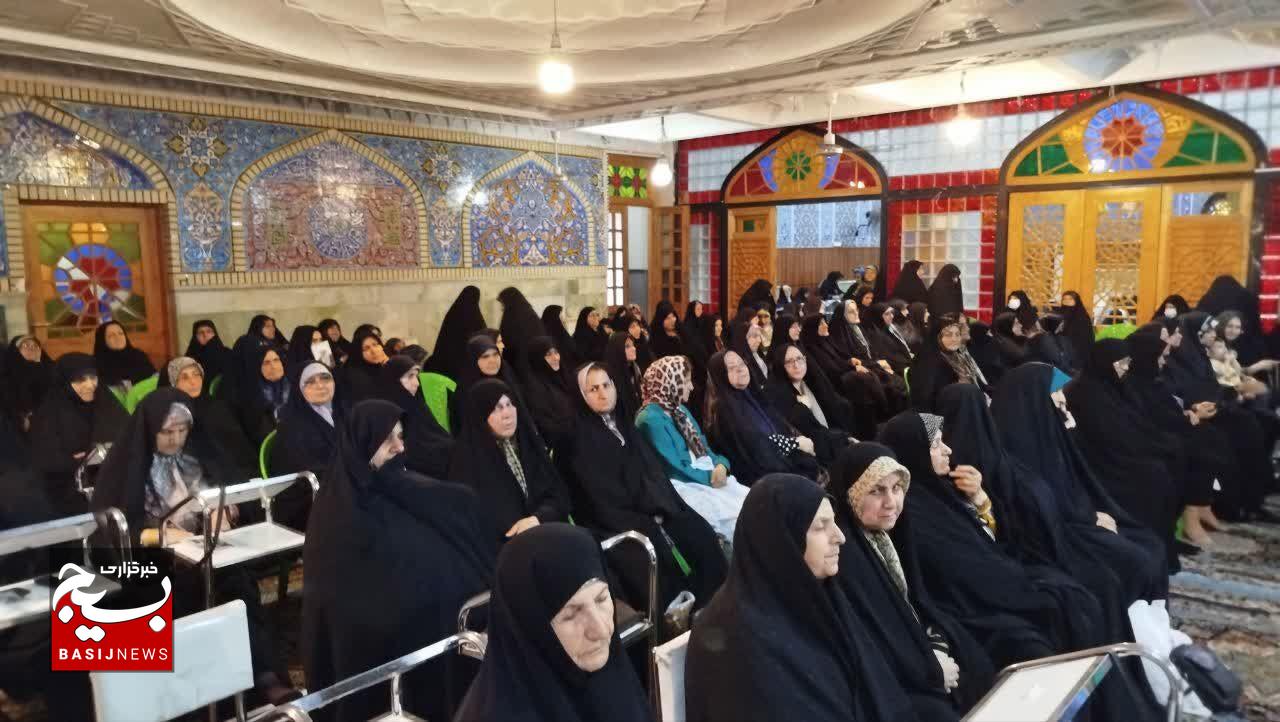 آیت‌الله امینیان در مسیر بصیرت و خدمت الگویی ماندگار برای روحانیت شد