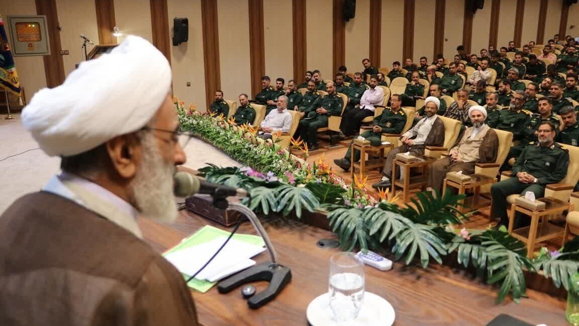 پاسداری عهدی الهی در مسیر ولایت است / انقلاب اسلامی با اقتدار و صلابت پیش می‌رود