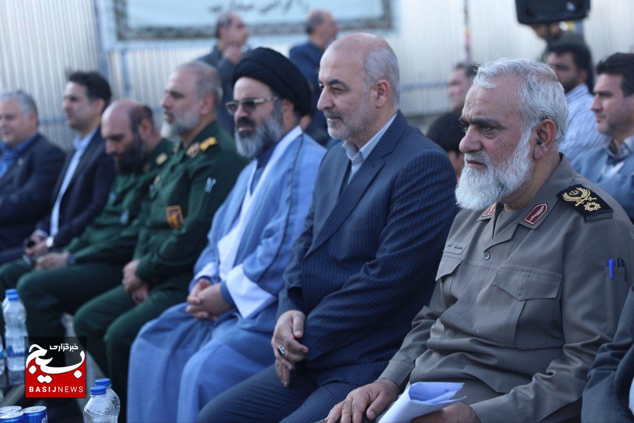آئین کلنگ‌زنی مجتمع درمانگاهی شهید حاج قاسم سلیمانی وابسته به موسسه خدمات درمانی بسیجیان در منطقه ۲۲ تهران