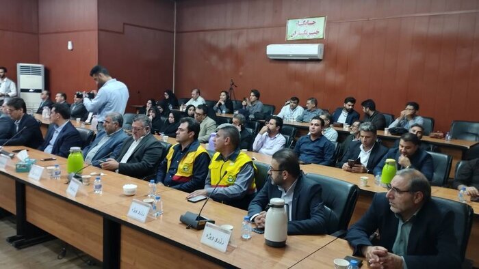 وزیر نیرو: توسعه ایلام بدون مشارکت سرمایهگذاران محقق نمیشود وزیر نیرو: توسعه ایلام بدون مشارکت سرمایهگذاران محقق نمیشود