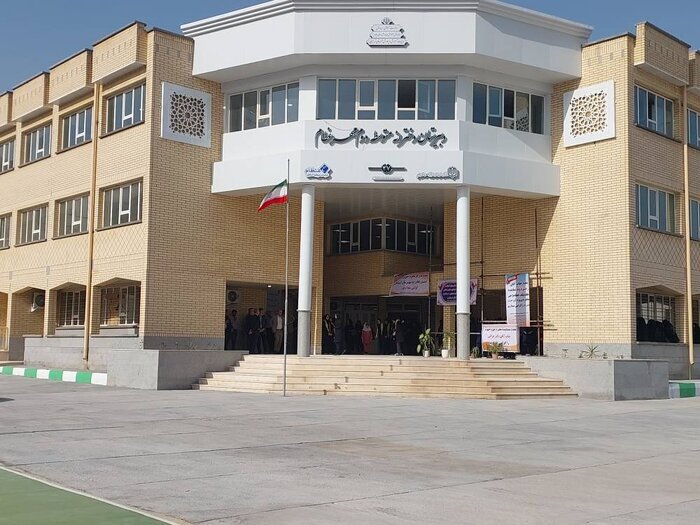افتتاح و کلنگ‌زنی ۲ پروژه آموزشی بزرگ در آبدانان
