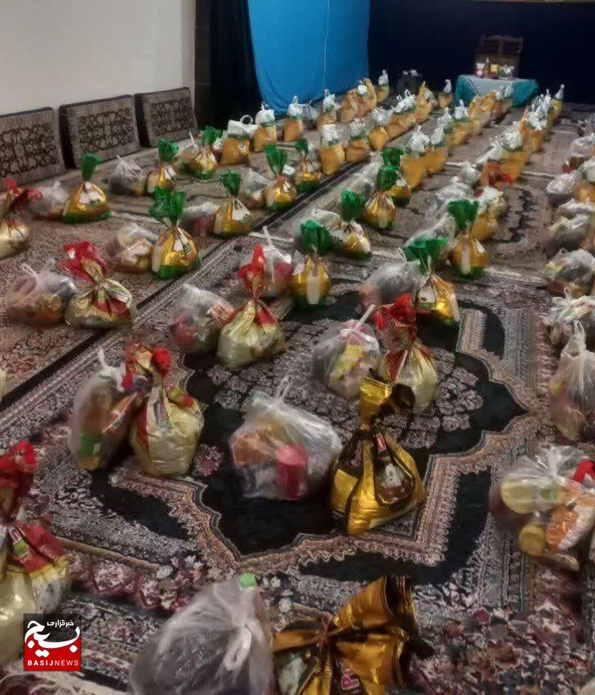 توزیع ۸۰ بسته معیشتی توسط قرارگاه جهادی امام حسن عسگری(ع) در قزوین