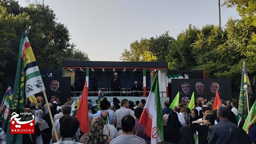 پاسخ دندان شکن مردم تبریز به دشمن در اجتماع «ایران ذوالفقار علی»