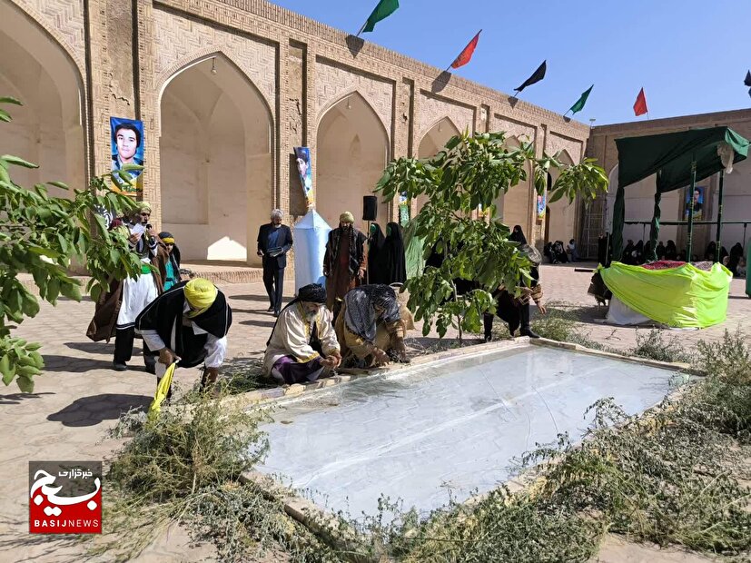 بازسازی واقعه غدیر در محل مسجد جامع شهرستان گناباد+تصاویر