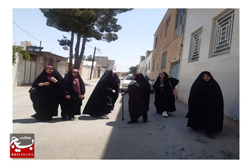 پیاده روی غدیری خواهران سرخه برگزار شد